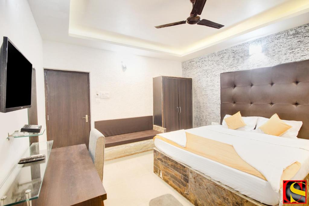 Двухместный (Двухместный номер Делюкс с 1 кроватью), Candolim Sands