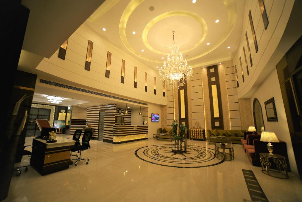Hotel Imperia Suites photo 2
