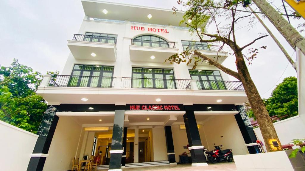Hue Classic Hotel