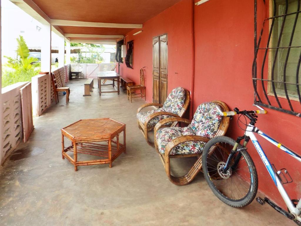 3 bedrooms appartement at Majunga 100 m away from the beach with furnished terrace photo 2