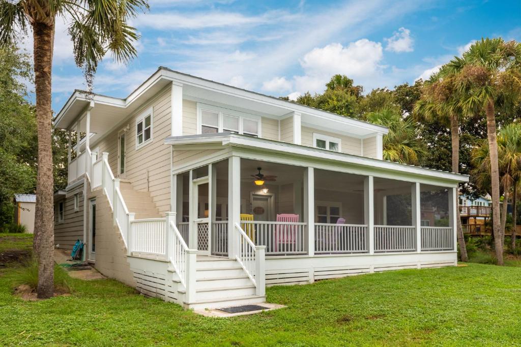 612 E Ashley - Shore Beats Work - 4 Bedrooms image
