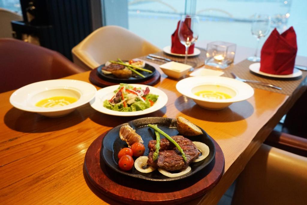 Khách Sạn Brilliant