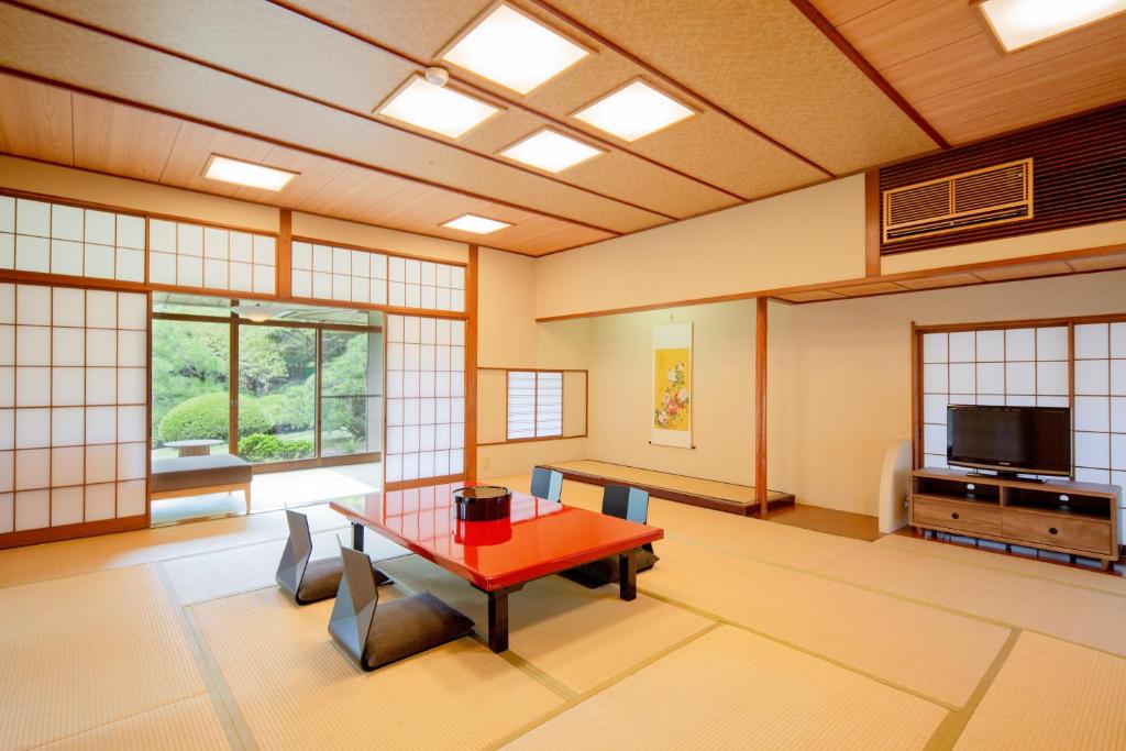 Suisui Garden Ryokan (in the Art Hotel Kokura New Tagawa) photo 2