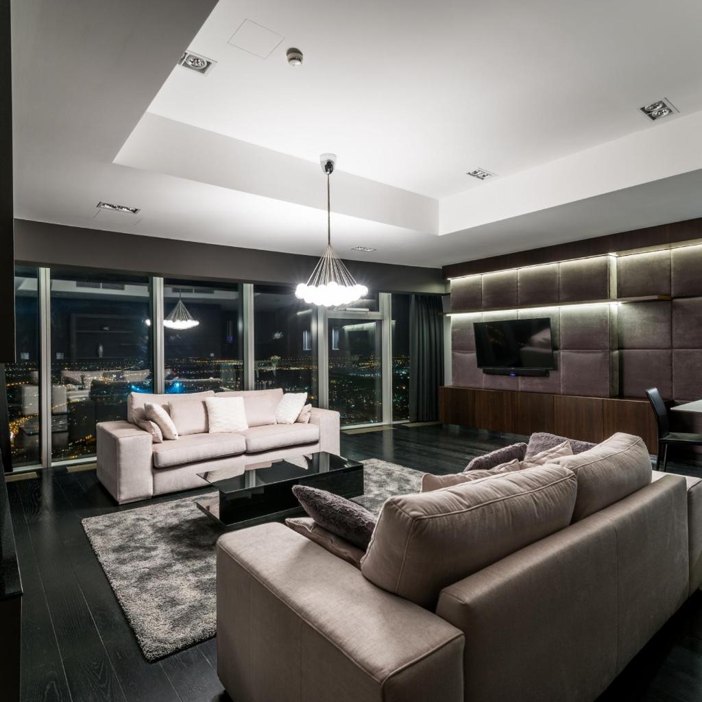 Апартаменты (Апартаменты в пентхаусе), 46th Floor Penthouse in Sky Tower