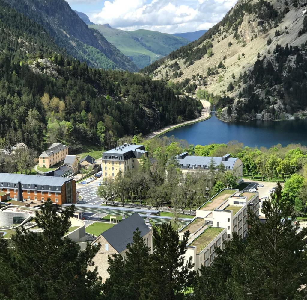 Hotel Continental Balneario de Panticosa photo 1