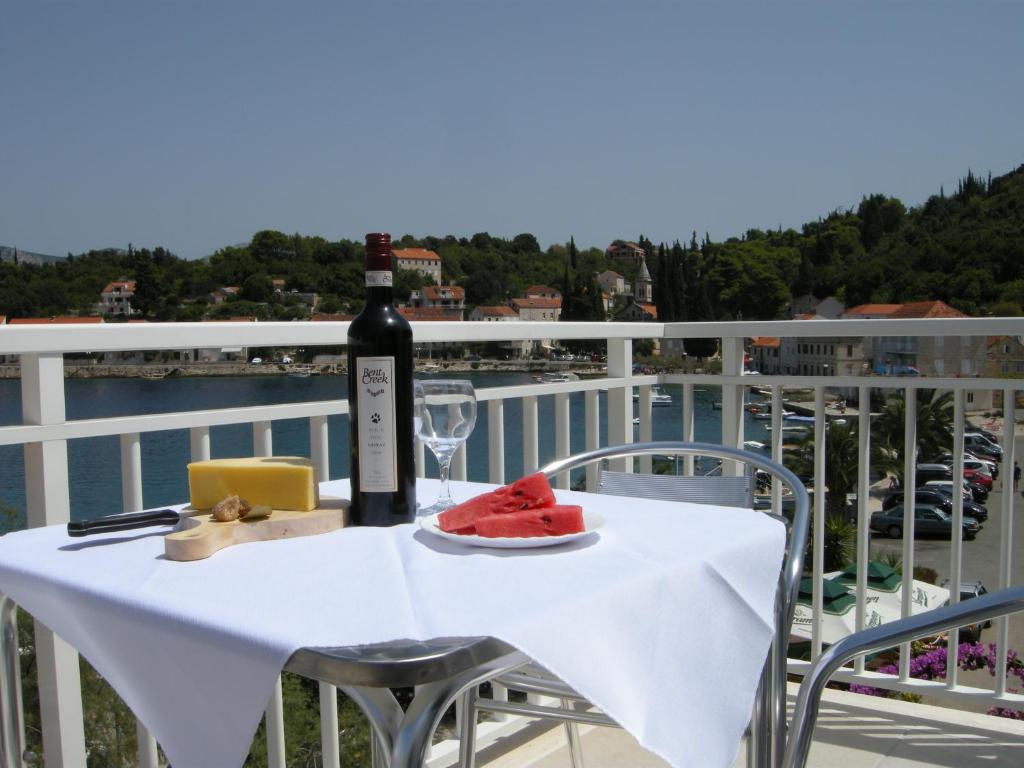 Domenica Apartments photo 4