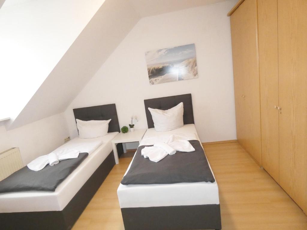 SUNNYHOME Monteurwohnungen und Apartments in Wackersdorf photo 3