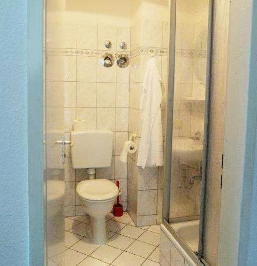 Двухместный (Небольшой двухместный номер с 1 кроватью), Pension Central Hostel Berlin