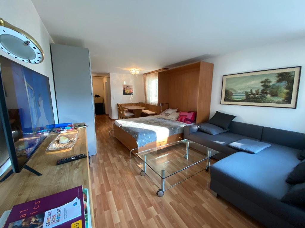 Richmond Davos - Suite 207 photo 3