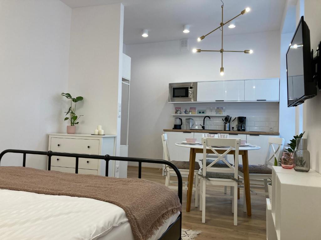 Duo 1 Debniki Cozy Krakow Base 10-min to Wawel & Kazimierz Fast Wi-Fi