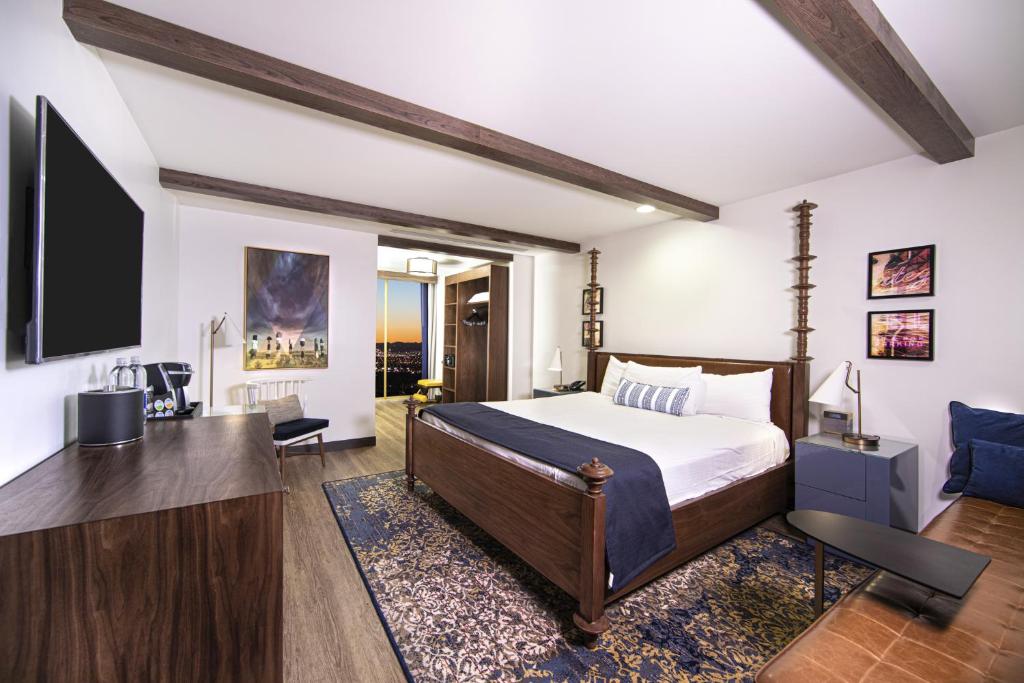 Двухместный (Tower Premium King Room South View), El Cortez Hotel & Casino