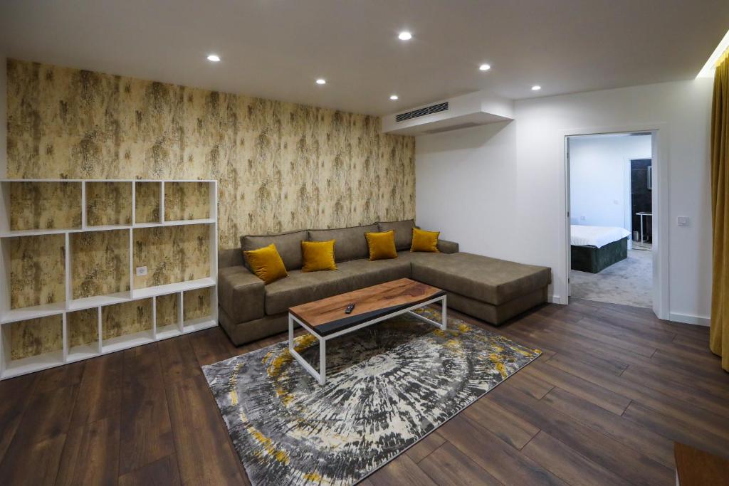 GRAFFIT Luxury houses photo 4
