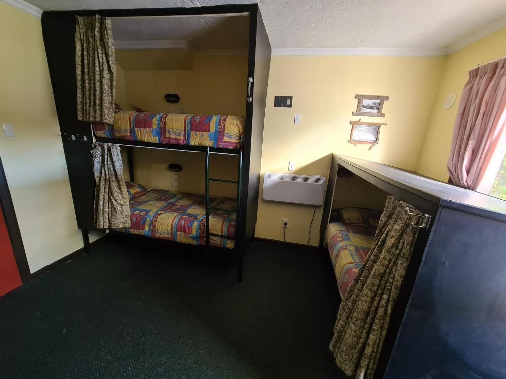 Chateau Backpackers & Motels photo 2
