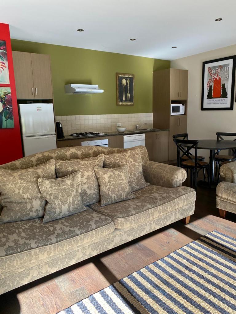 Adelphi Apartment 4 photo 2