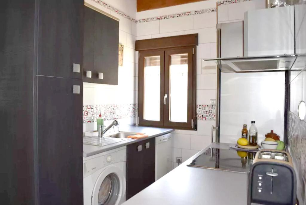 2 bedrooms appartement with city view shared pool and jacuzzi at Ambroz photo 1