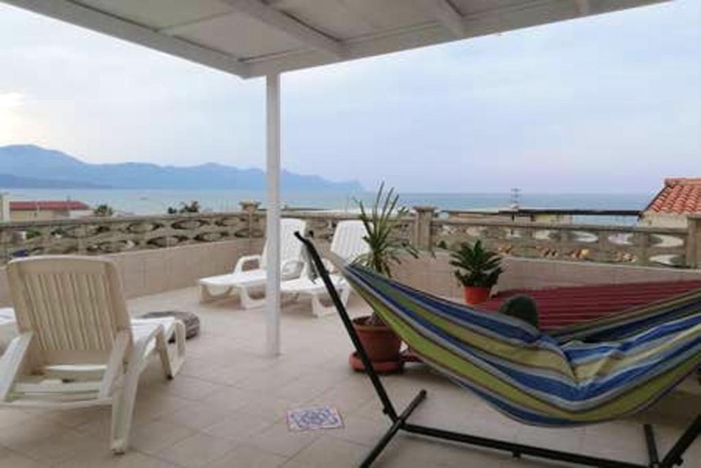 4 bedrooms appartement at Alcamo 100 m away from the beach with sea view furnished terrace and wifi photo 1