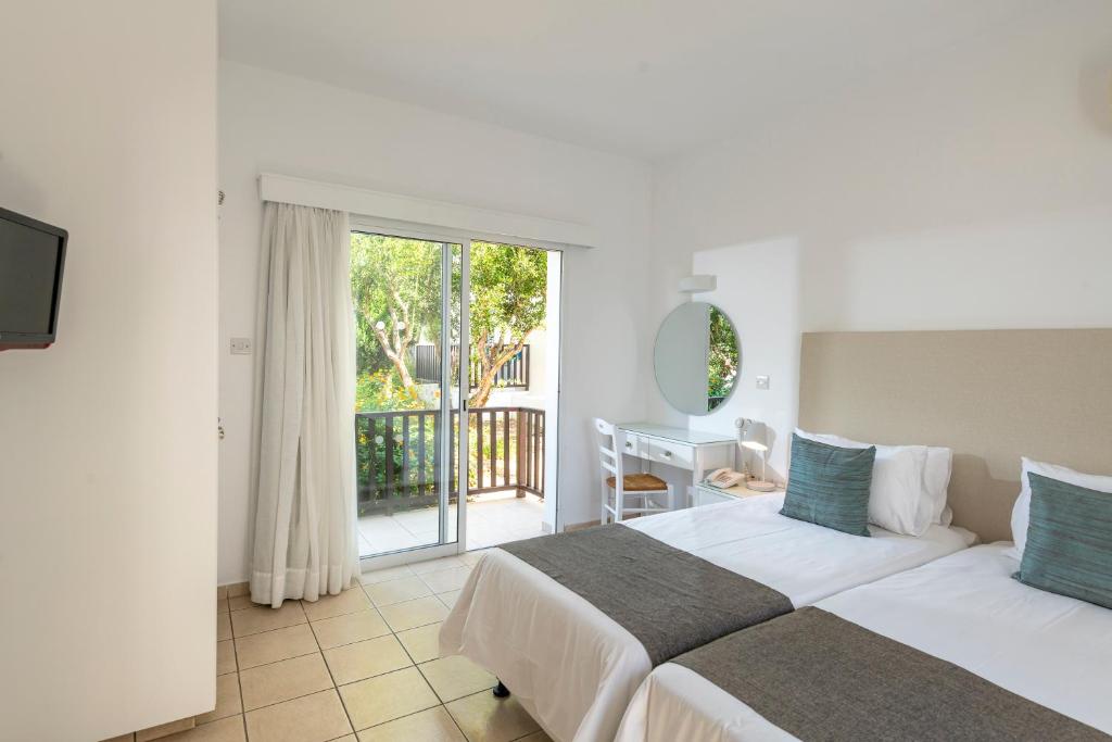 Akti Beach Hotel & Village Resort photo 2