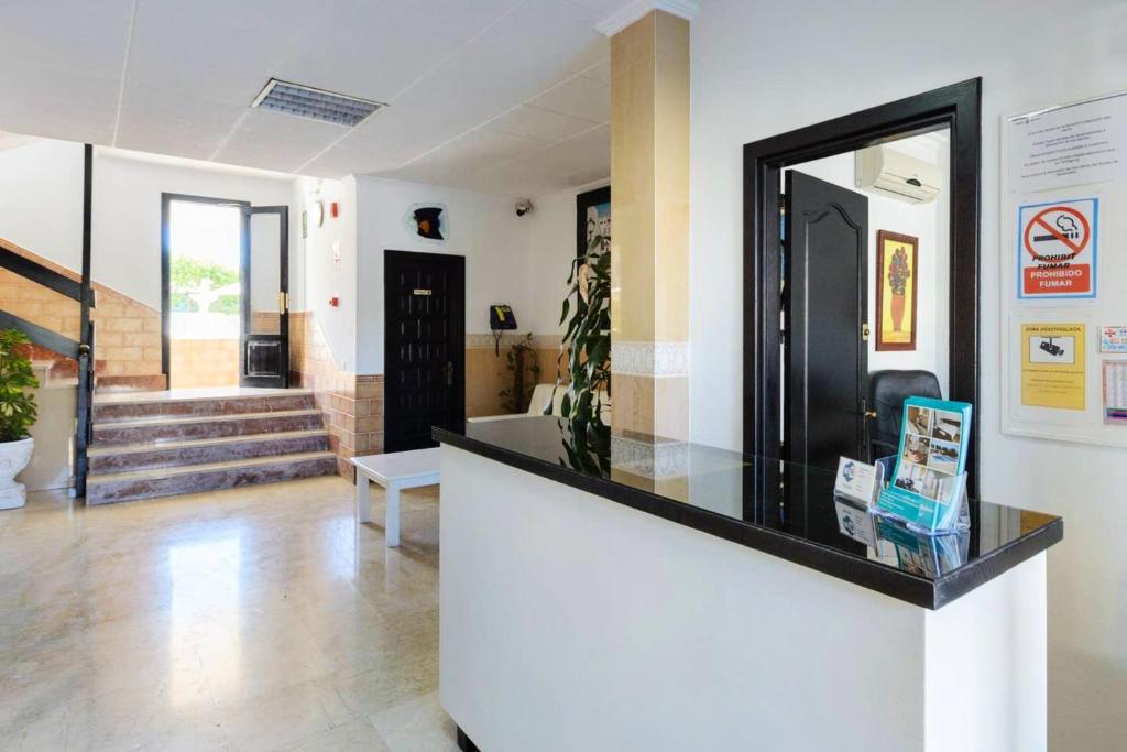 One bedroom appartement with sea view shared pool and furnished balcony at Sant Josep de sa Talaia photo 4