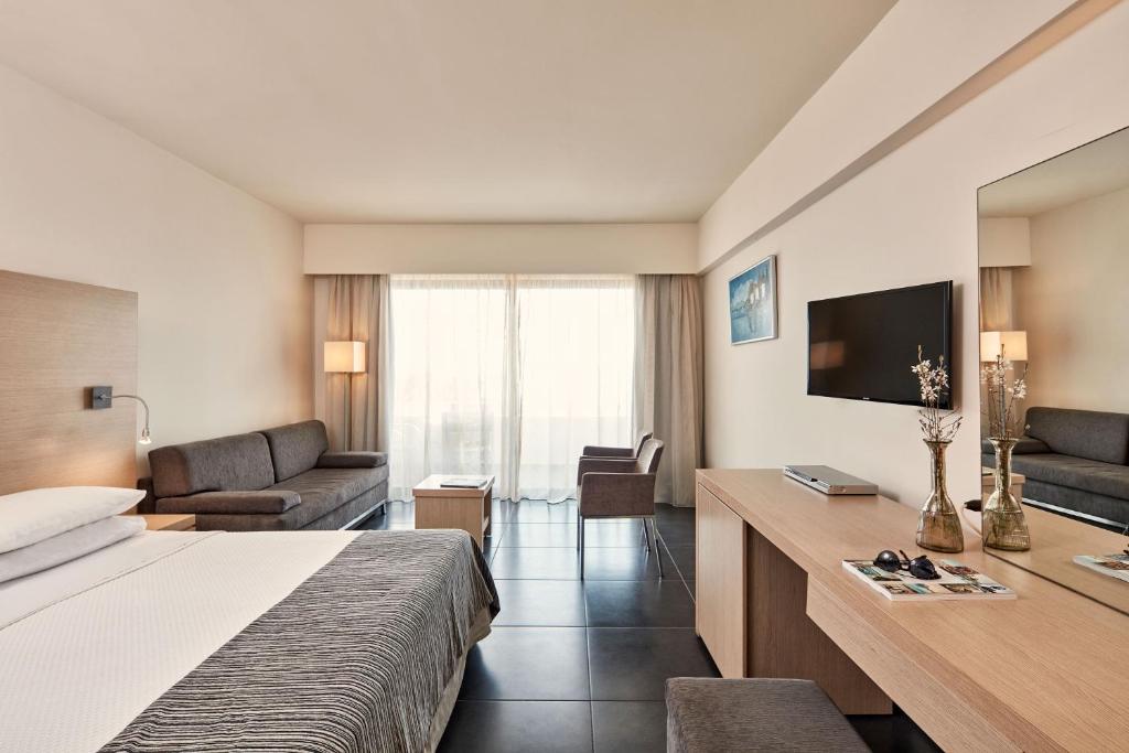 Двухместный (Двухместный номер с 1 кроватью и видом на окрестности), Atlantica Carda Beach