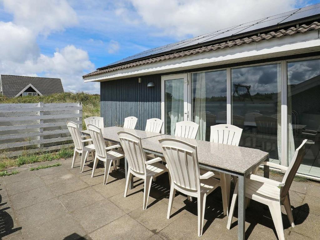 Four-Bedroom Holiday home in Hals 5 photo 1