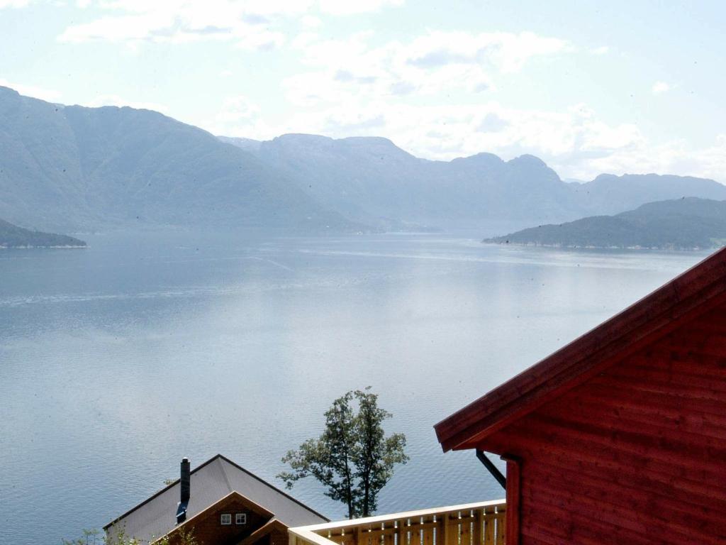 Four-Bedroom Holiday home in Norheimsund photo 4