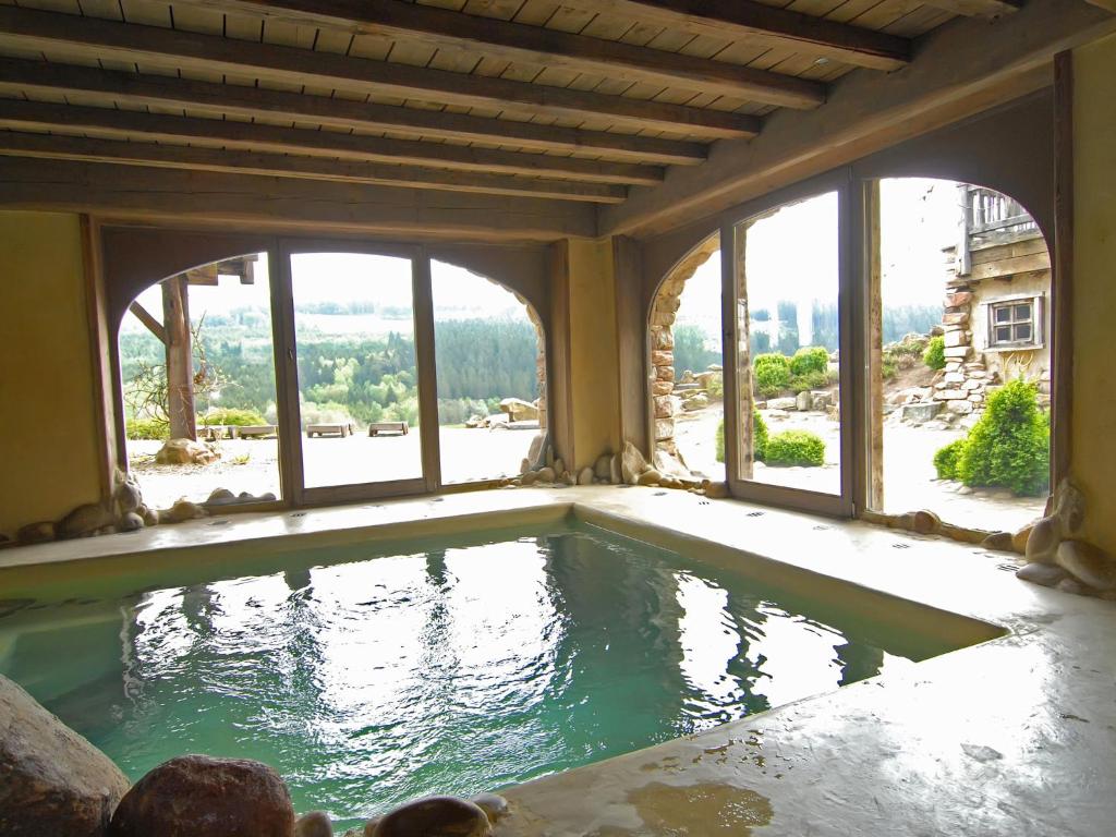 Opulent Chalet in Thirimont with Turkish Steambath Sauna photo 2