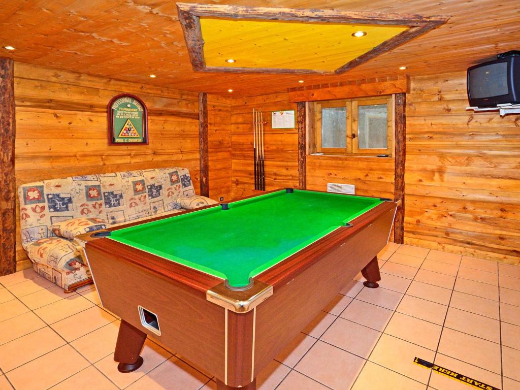 Luxurious Chalet in Champagny en Vanoise near Ski Area photo 2