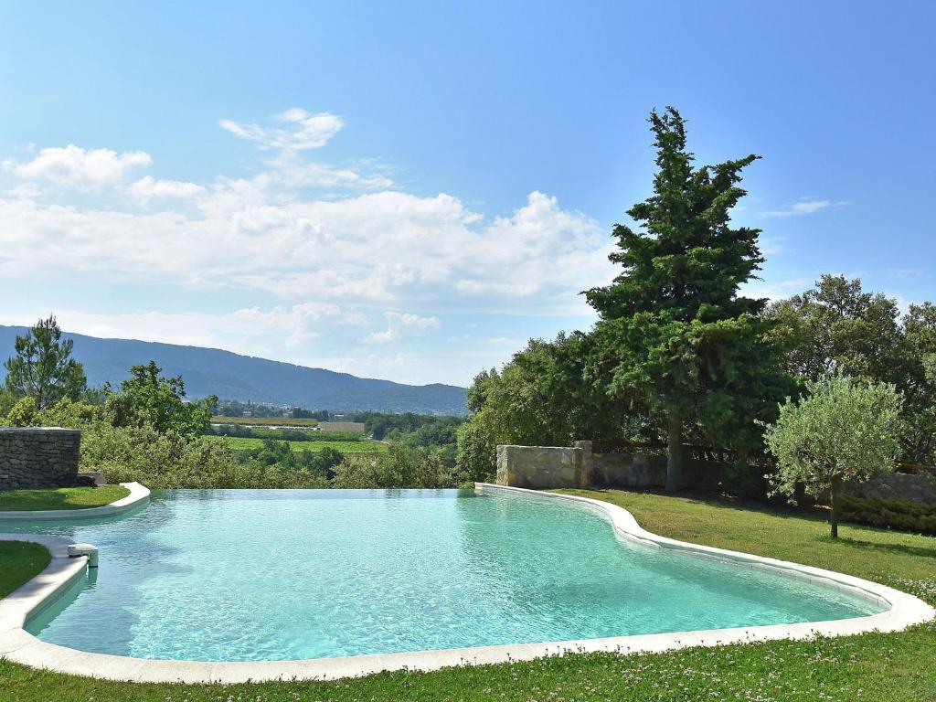 Private infinity pool, beautiful view of Mont Ventoux, a dream spot! photo 1