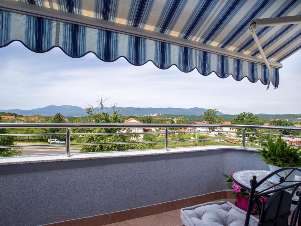 Modern Apartment in Vi kovo with Balcony photo 1