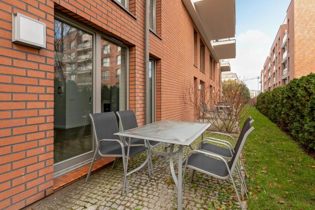 Апартаменты (Двухуровневые апартаменты), Downtown Apartments Waterlane SPA