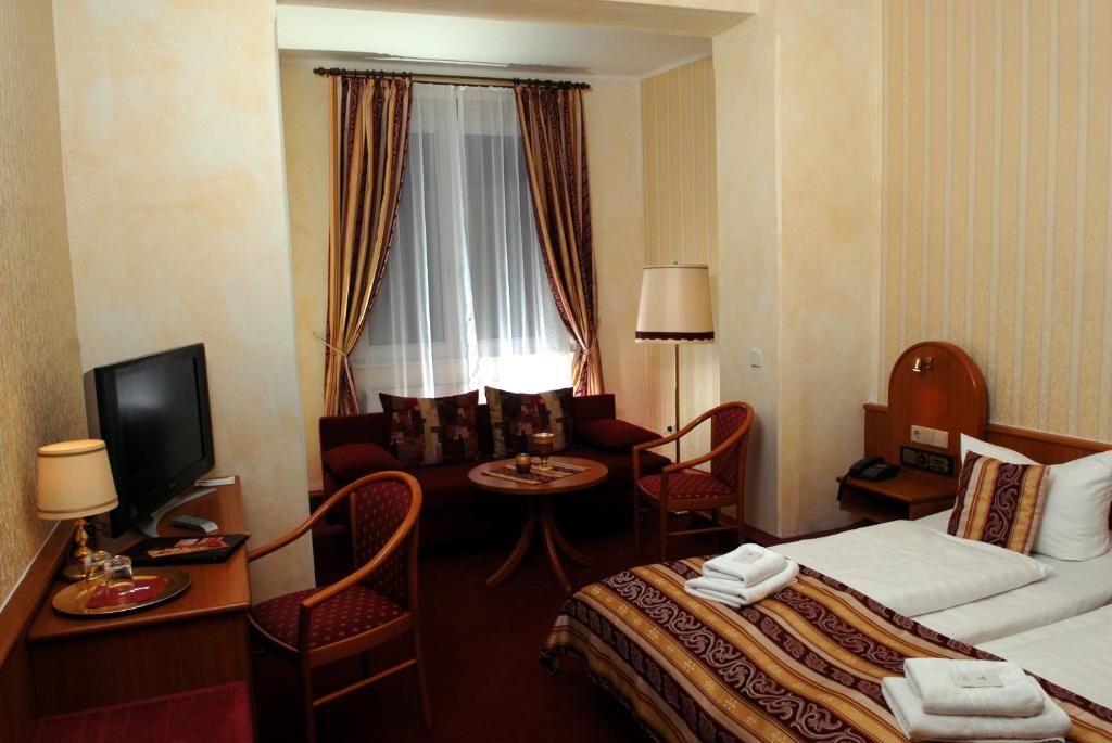 Hotel Schwarzer Bär photo 2