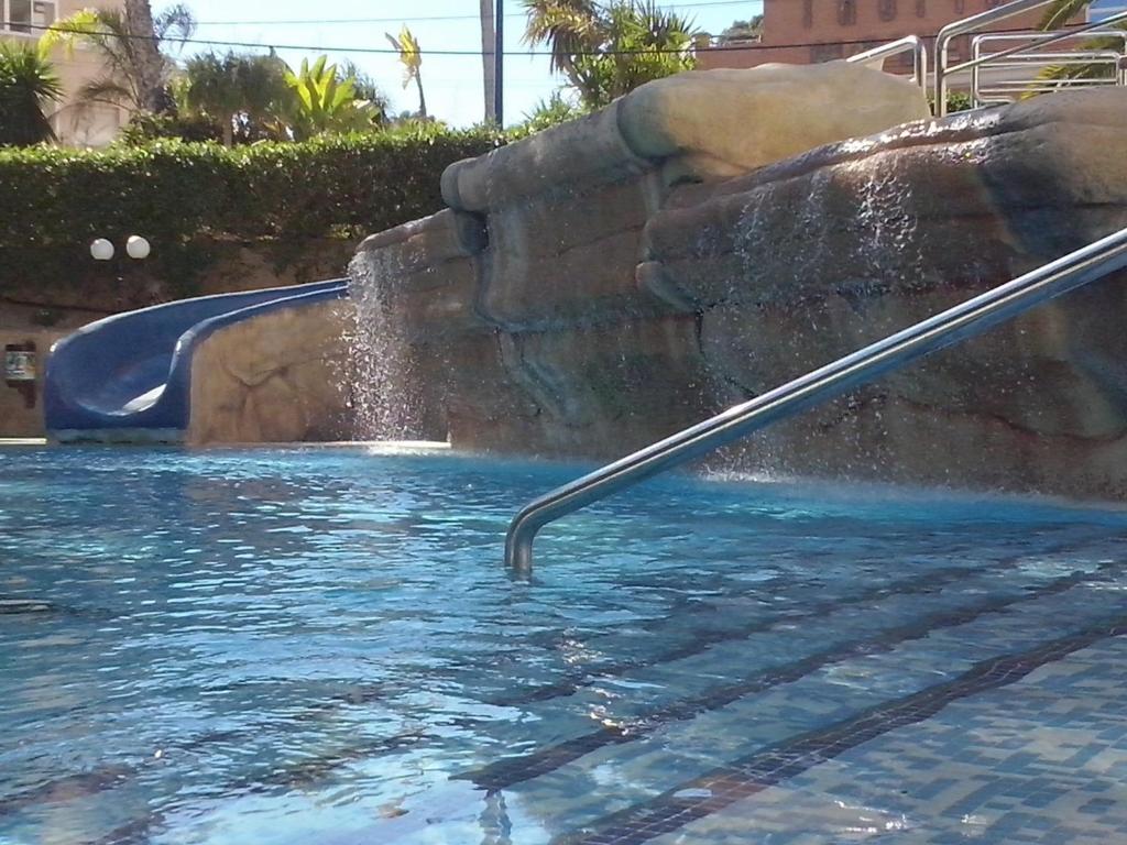 Hotel Alone photo 2