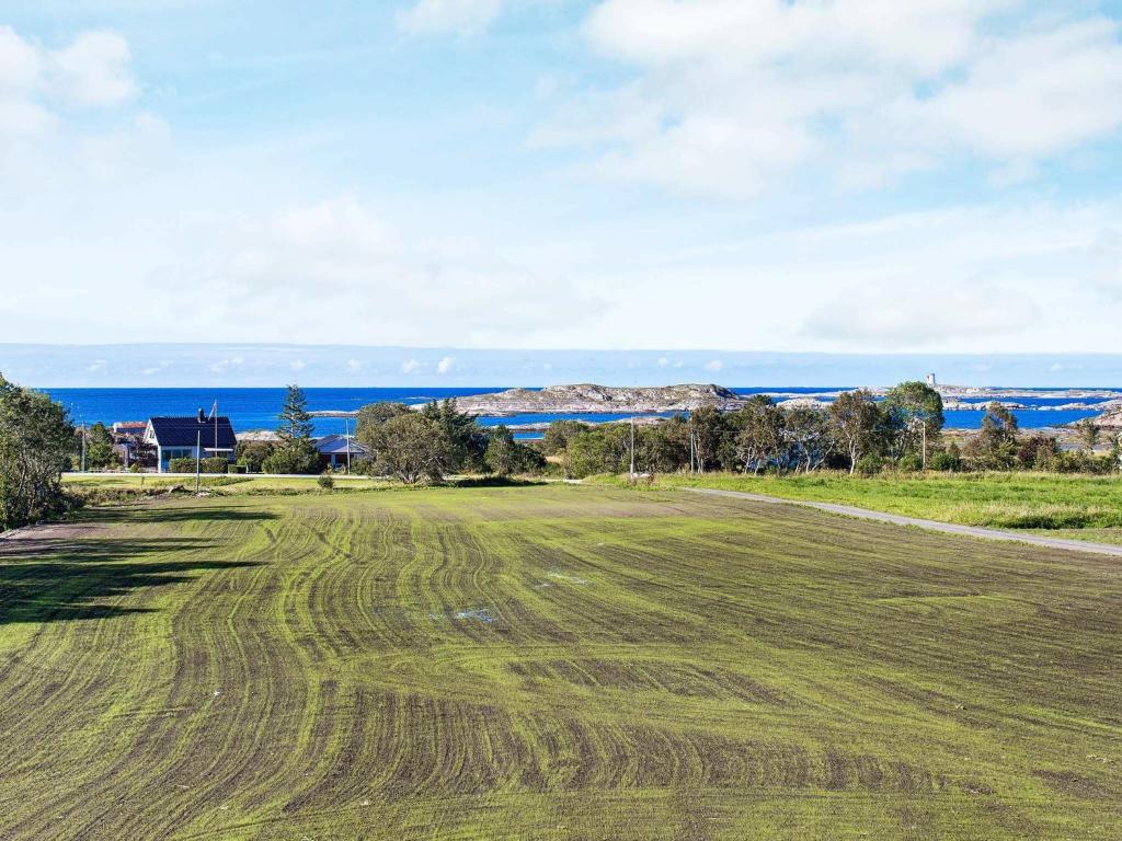 Two-Bedroom Holiday home in Farstad 1 photo 2