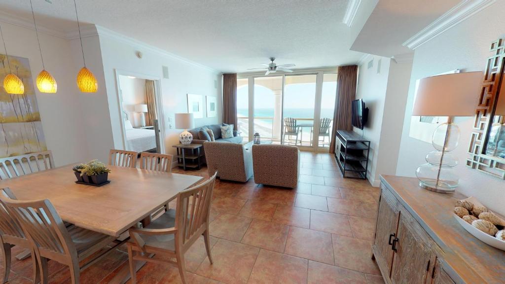 Portofino Tower 3 Unit 1609 photo 4