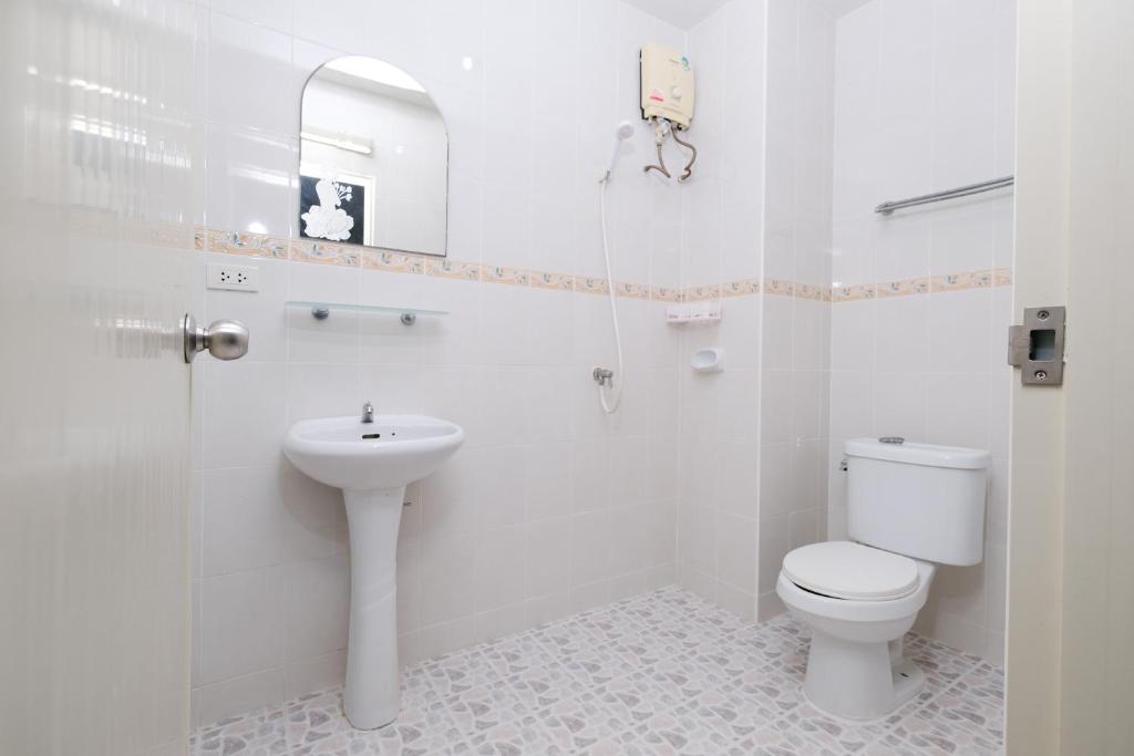 Двухместный (Двухместный номер Делюкс с 1 кроватью), Kiwi Boutique Hotel