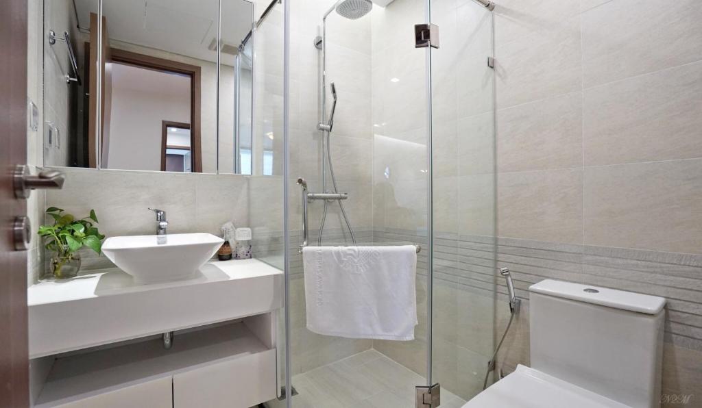 HappyHome Vinhomes Metropolish Apartment