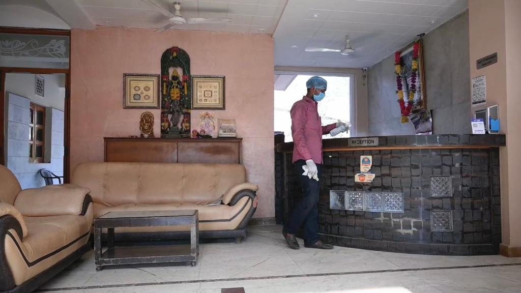 Hotel Bhakti Dhama photo 3