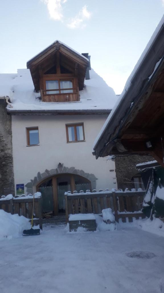 Le Bacchu Ber photo 1