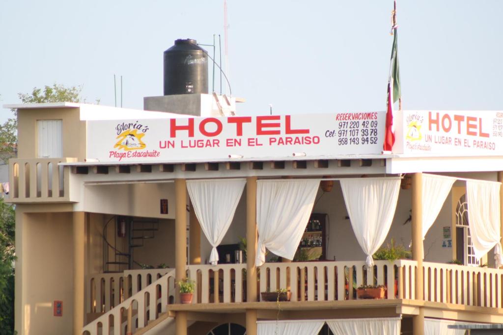 Gloria's Hotel photo 1