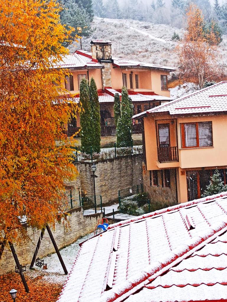 Rodopi Houses photo 3