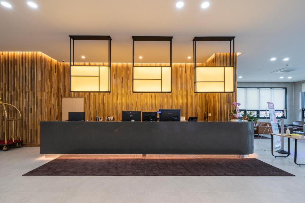 SureStay Plus Hotel by Best Western Asan photo 1