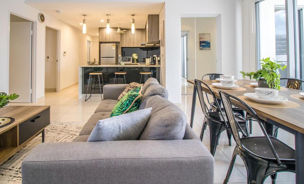 ZEN CENTRAL CBD - Affordable 3-Bdrm Apt in the Heart of Darwin City photo 2