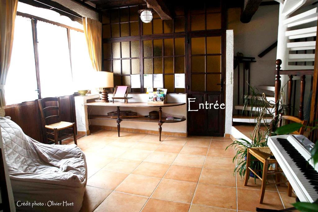 Villa de 4 chambres avec piscine privee jardin clos et wifi a Crastes photo 3
