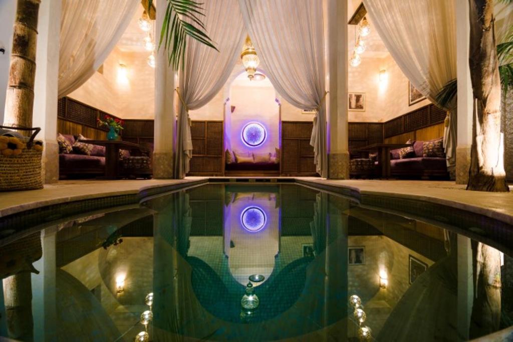6 bedrooms villa with private pool jacuzzi and furnished terrace at Marrakech photo 1