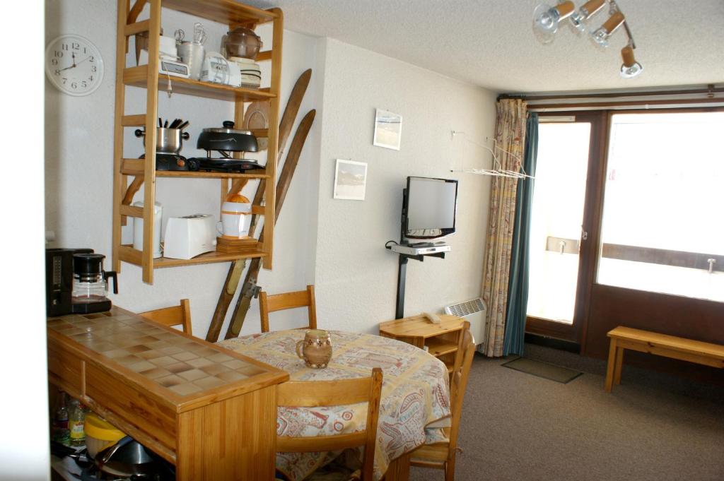 Studio a Montgenevre a 400 m des pistes avec balcon et wifi photo 3