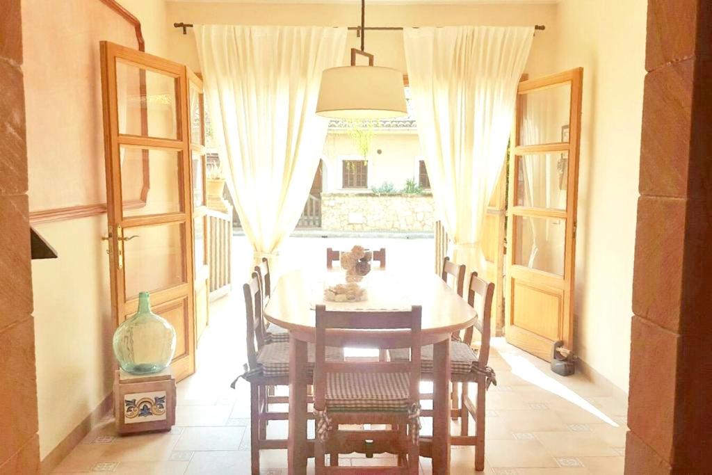 3 bedrooms house at S'Illot Cala Morlanda 600 m away from the beach with furnished terrace and wifi photo 3