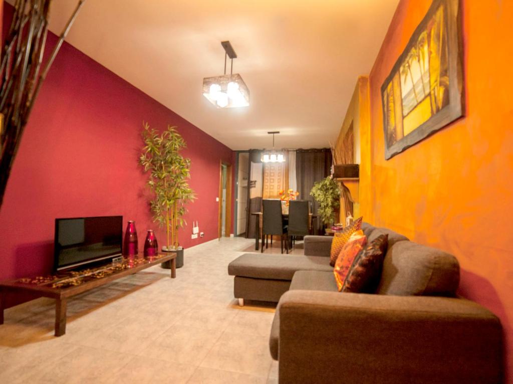 2 bedrooms appartement with city view furnished terrace and wifi at Los Llanos 6 km away from the beach photo 2