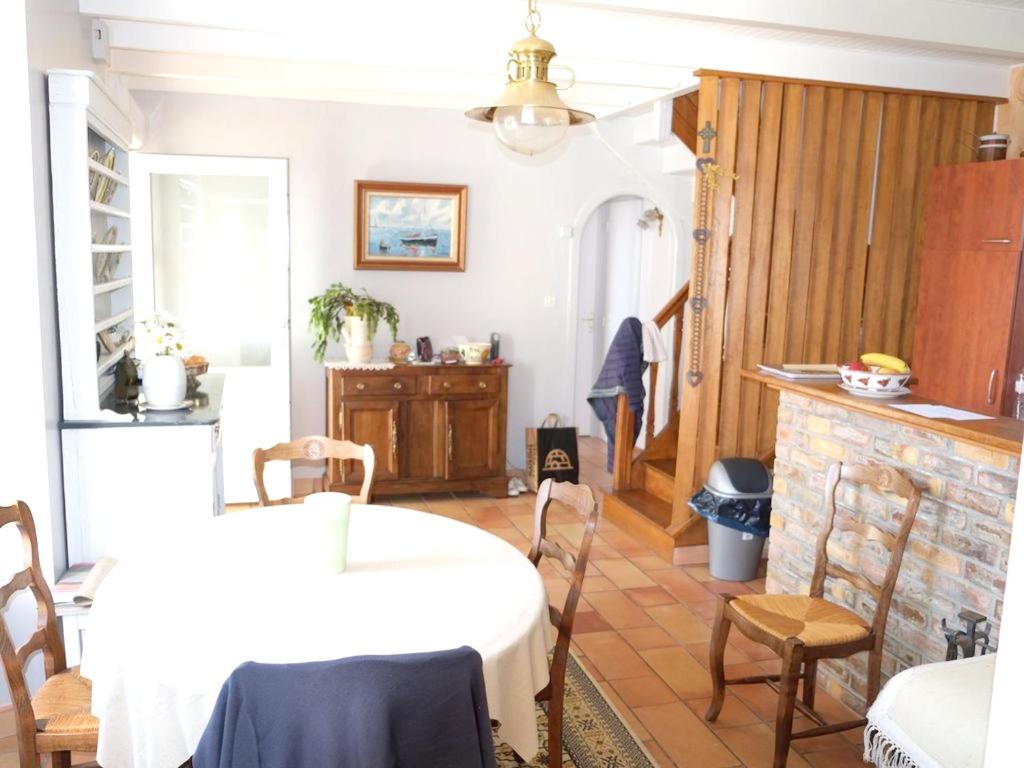 Maison de 3 chambres a Plouguerneau a 300 m de la plage avec vue sur la mer jardin clos et wifi photo 1