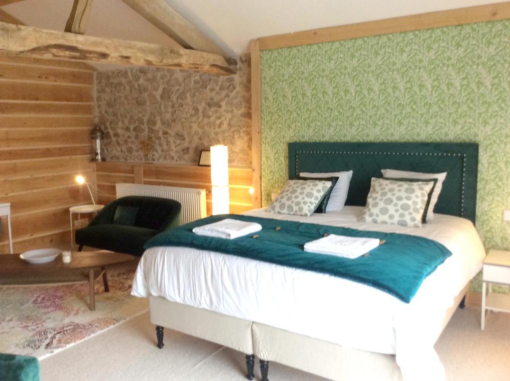 Maison de 3 chambres avec piscine partagee jacuzzi et jardin amenage a Abjat sur Bandiat photo 4
