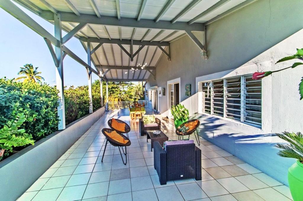 Villa de 5 chambres a Le Vauclin a 500 m de la plage avec vue sur la mer piscine privee et jardin clos photo 4